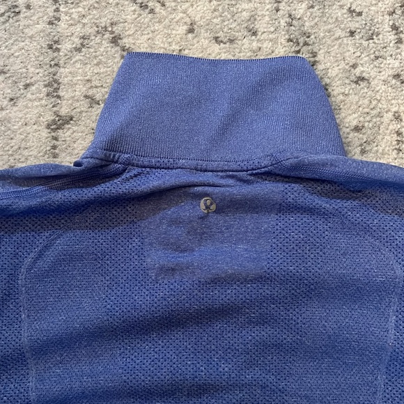 blue lululemon shirt size large collar sports/althetic/ performance wear - Picture 3 of 5